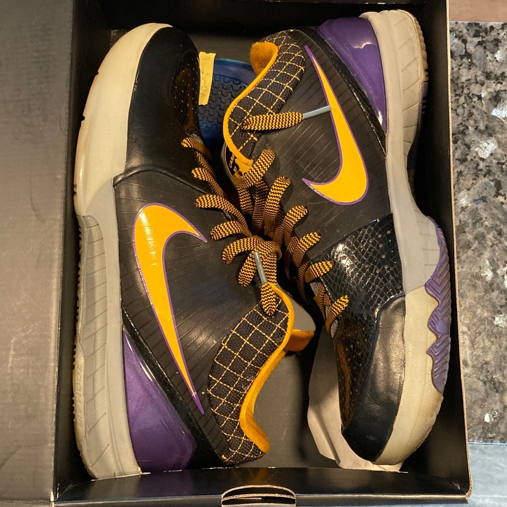 Nike Kobe IV Protro in Black and Varsity Purple